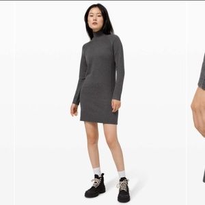 lululemon Keep It Cozy Dress Size 10 in Graphite